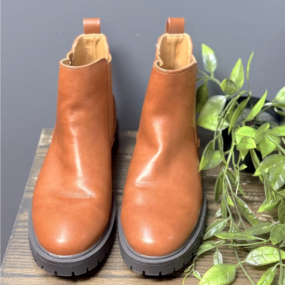 Dream Paris Brown Booties Size 11 NWOT